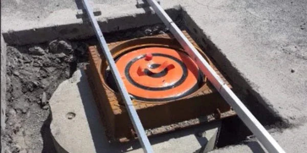 Inflatable Products: Inflatable Manhole Framework by Pronal