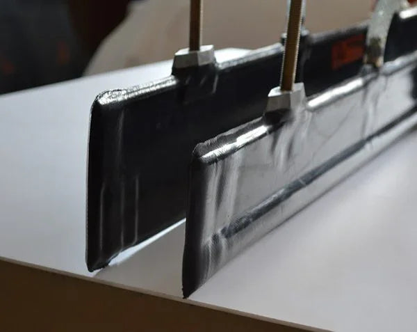 Bottle Grippers Short Neck MCC